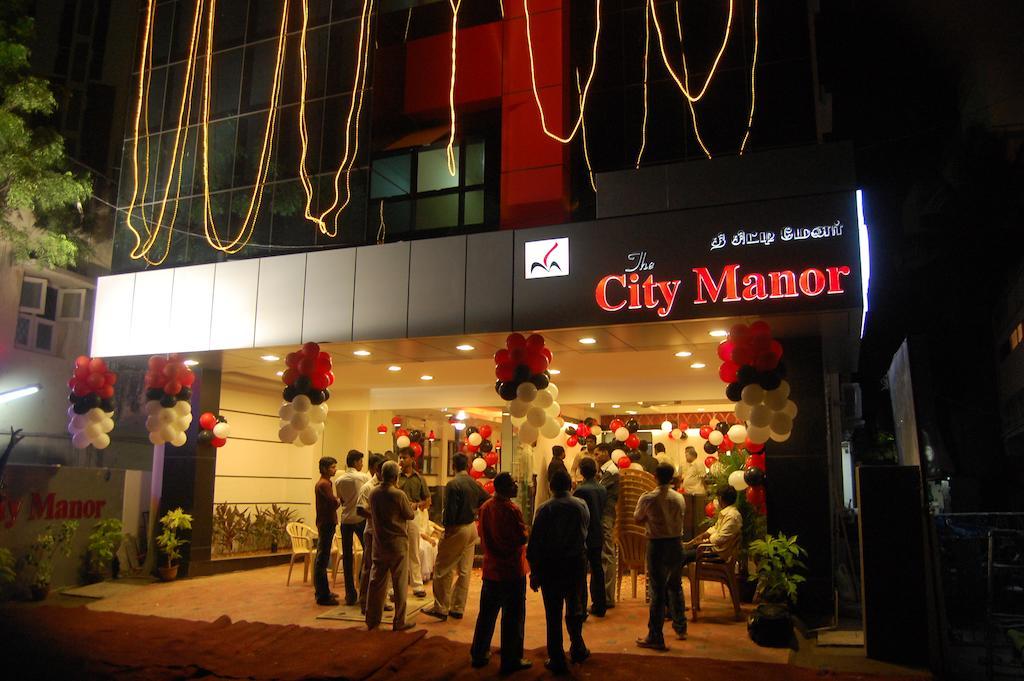 City Manor Hotel Ченай Екстериор снимка